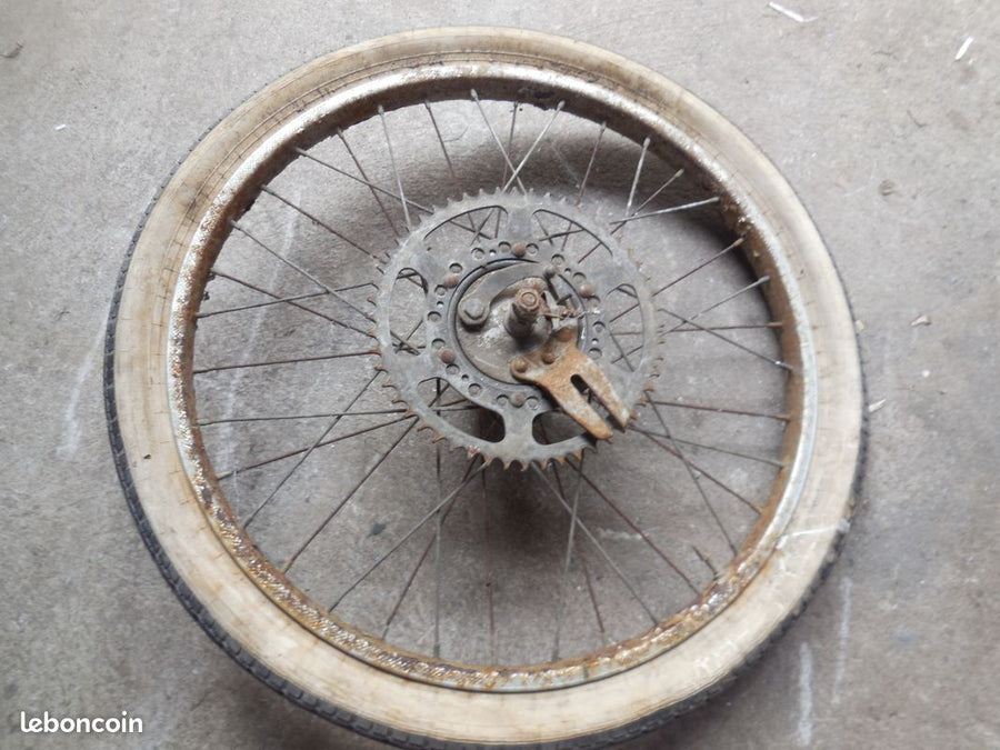 Ancienne jante cyclomoteur / vélomoteur / mobylette