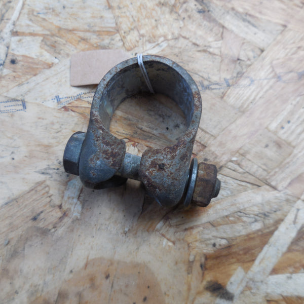 collier de fixation selle mobylette peugeot  101 / 102