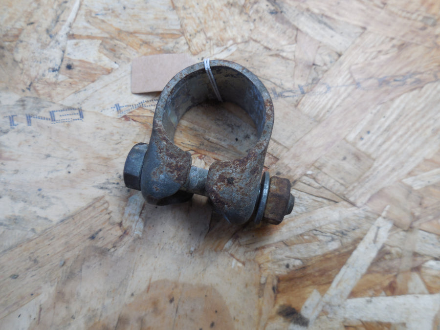 collier de fixation selle mobylette peugeot  101 / 102