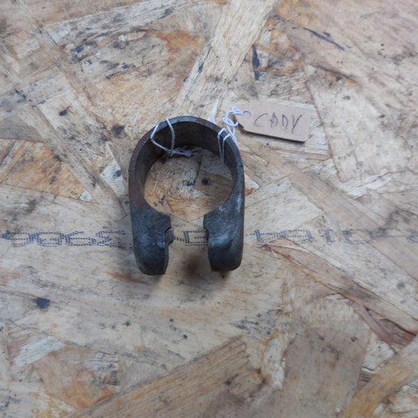 collier de fixation selle mobylette cady