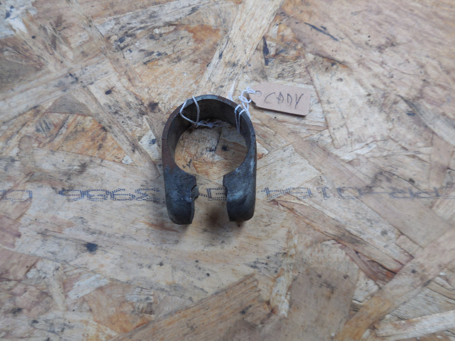 collier de fixation selle mobylette cady