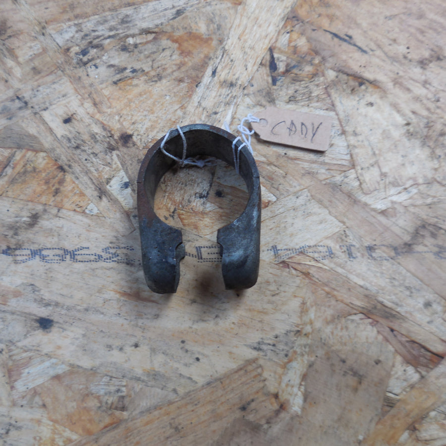 collier de fixation selle mobylette cady