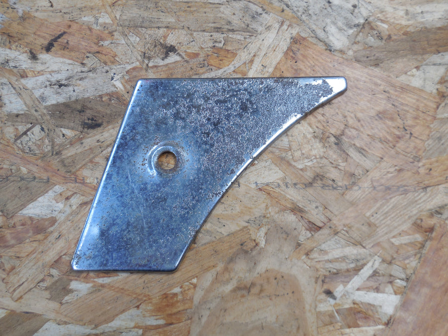 cache boite a outils motobécane