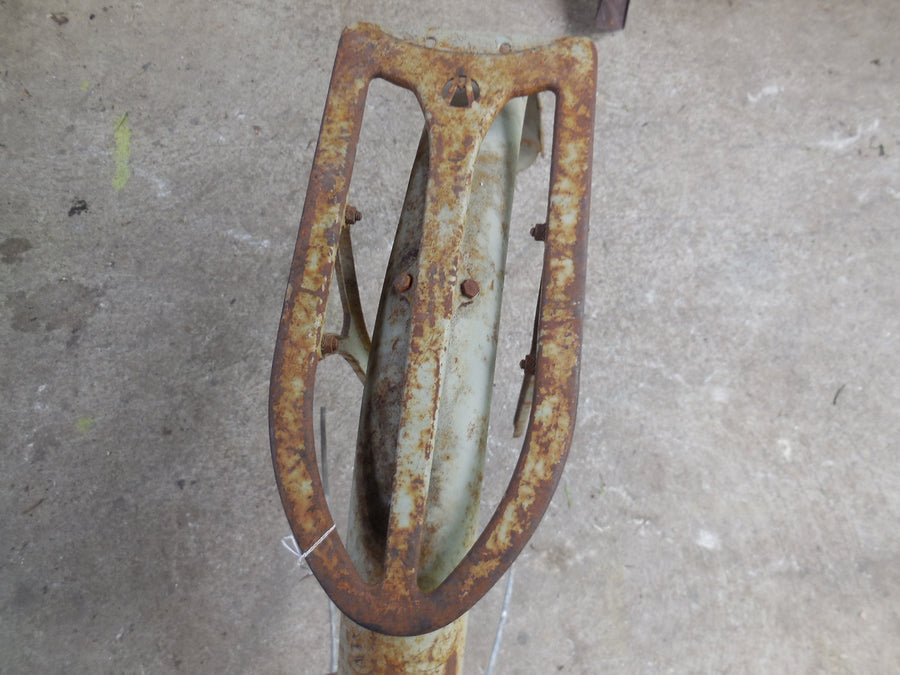 GARDE BOUE AR  AV 32
