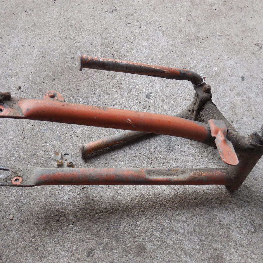 bras oscillant / béquille moto gac