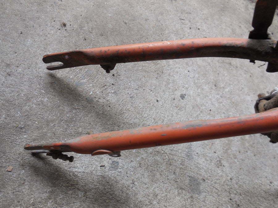 bras oscillant / béquille moto gac