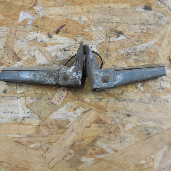 paire de cale pieds  mobylette  bb  rallye