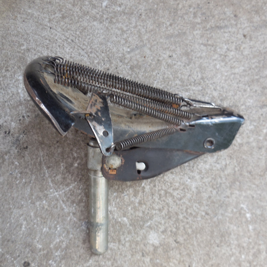 armature de selle motobecane  M 7