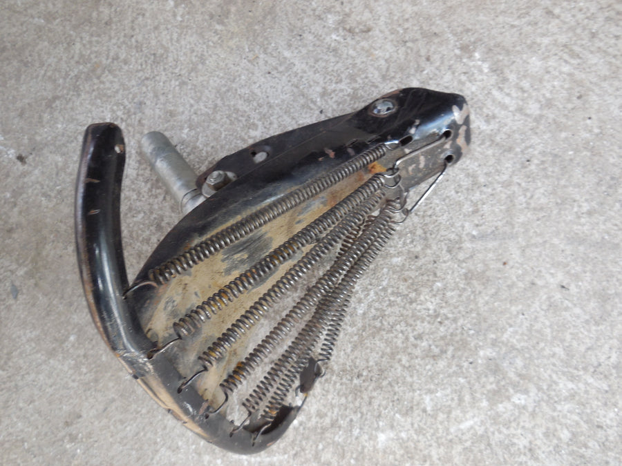 armature de selle motobecane  M 7