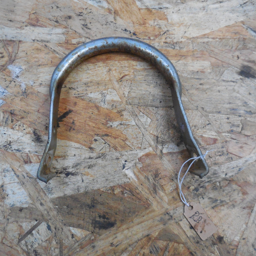 patte de fixation garde boue   peugeot bb rallye