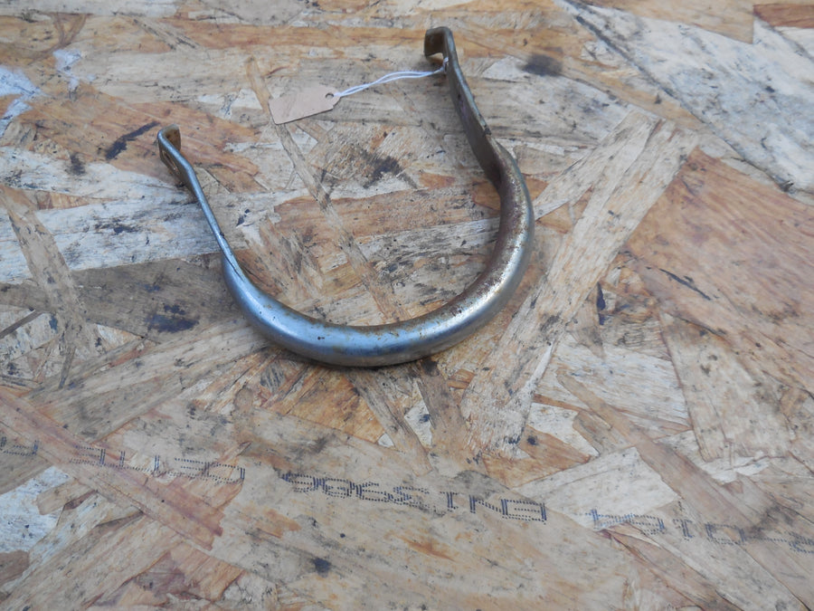 patte de fixation garde boue   peugeot bb rallye