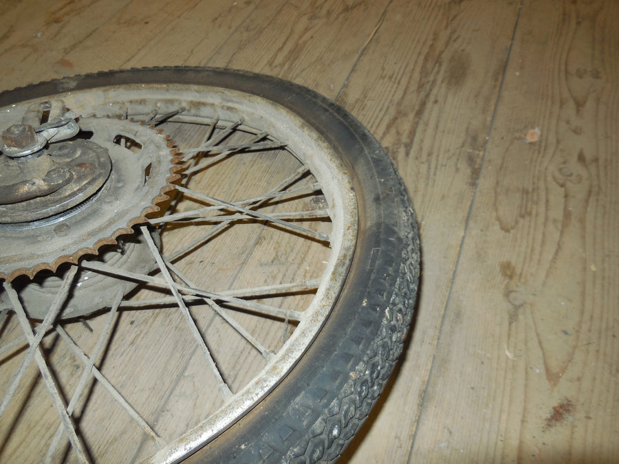 jante  arrière  peugeot 104