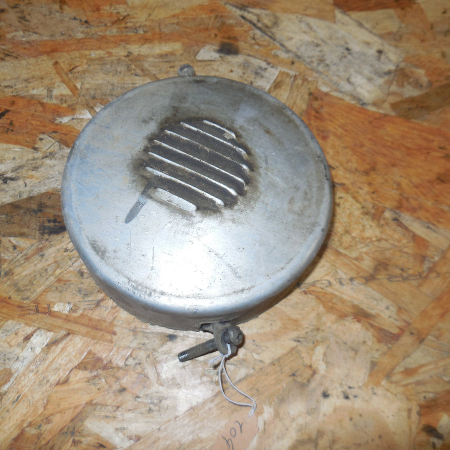 cache allumage  peugeot 104