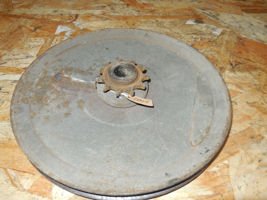 poulie /plateau peugeot  104