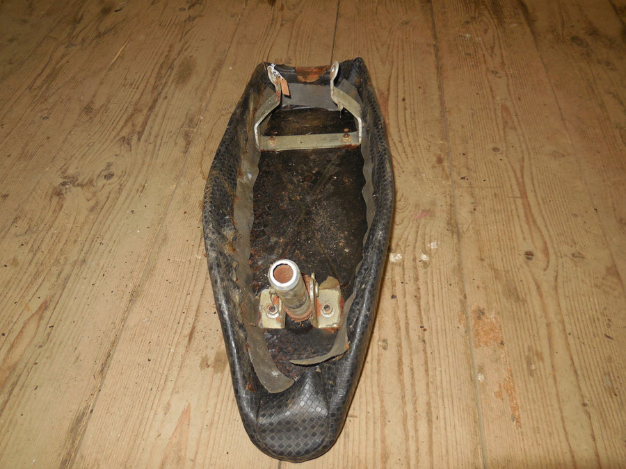 armature de selle motobecane  av 89