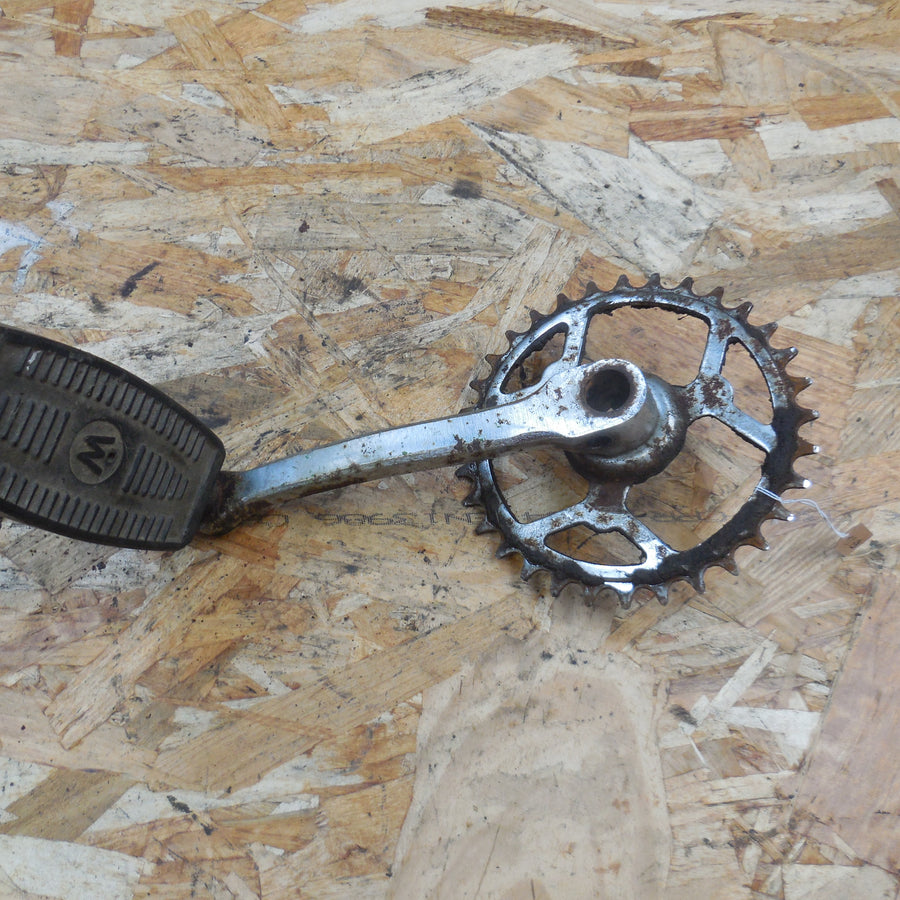 pédalier pédale motobecane  av 89