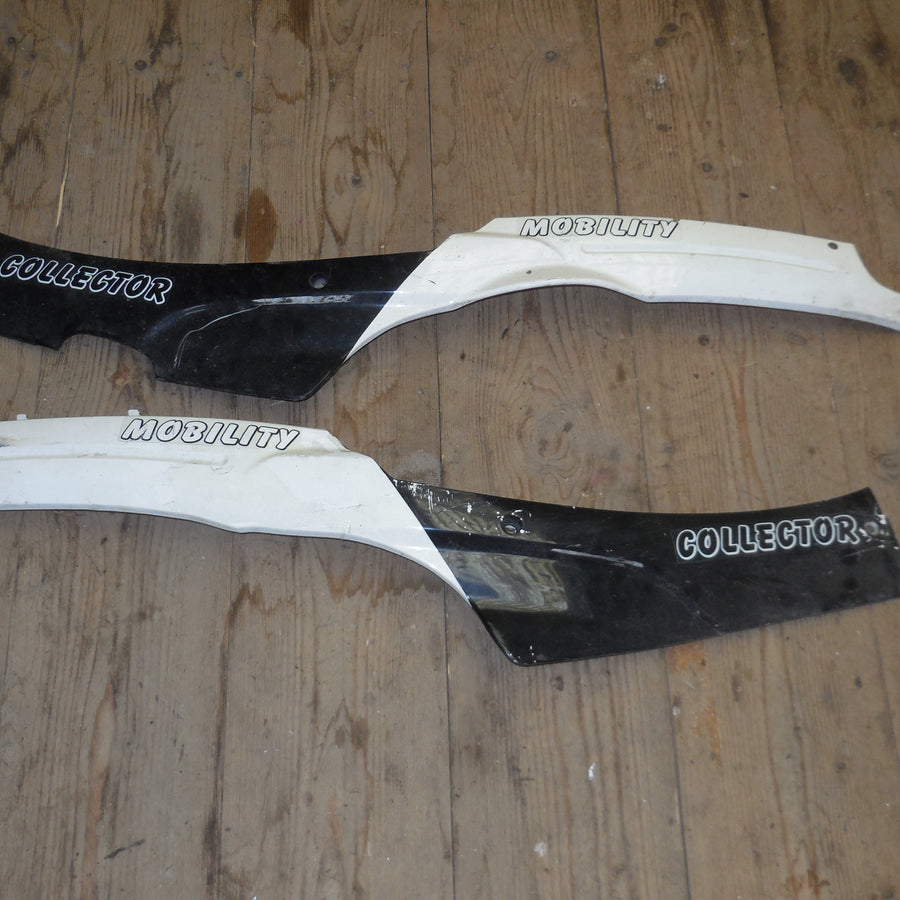 paire de  carters  scooter  revatto
