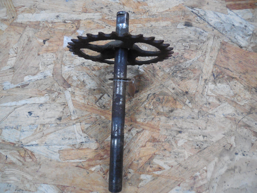 axe de pedalier peugeot  104