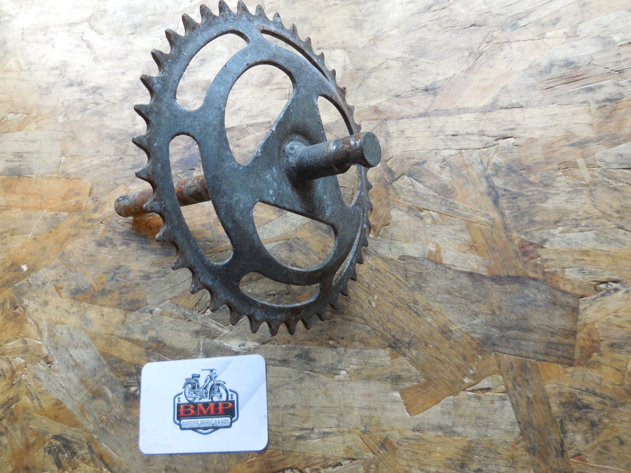 axe de pedalier mobylette