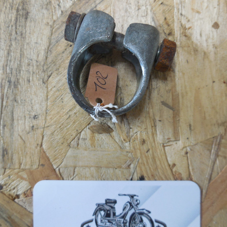 collier de fixation selle mobylette peugeot  102
