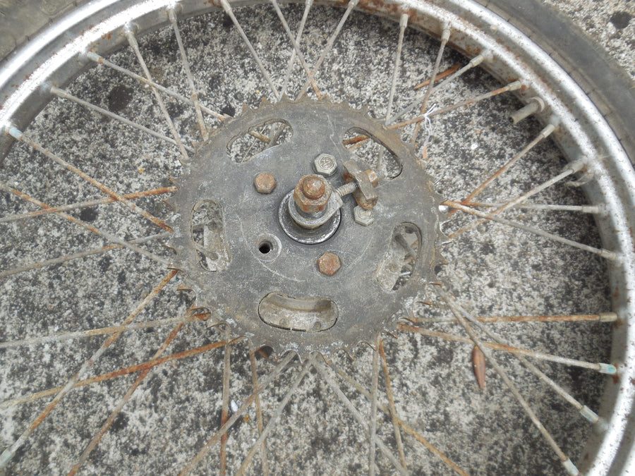 jante  mobylette  ducati 18 pouces