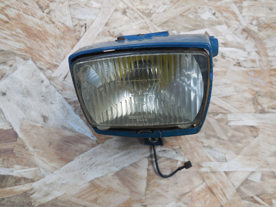 capot de phare peugeot  102