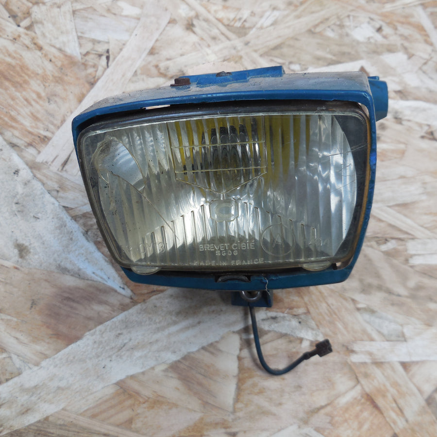 capot de phare peugeot  102