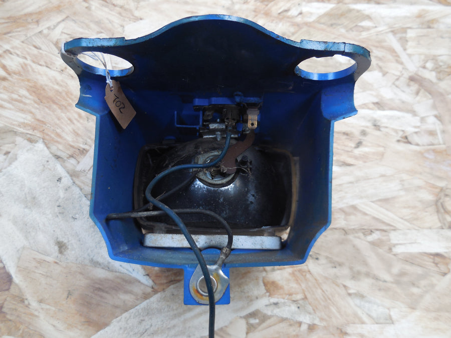 capot de phare peugeot  102