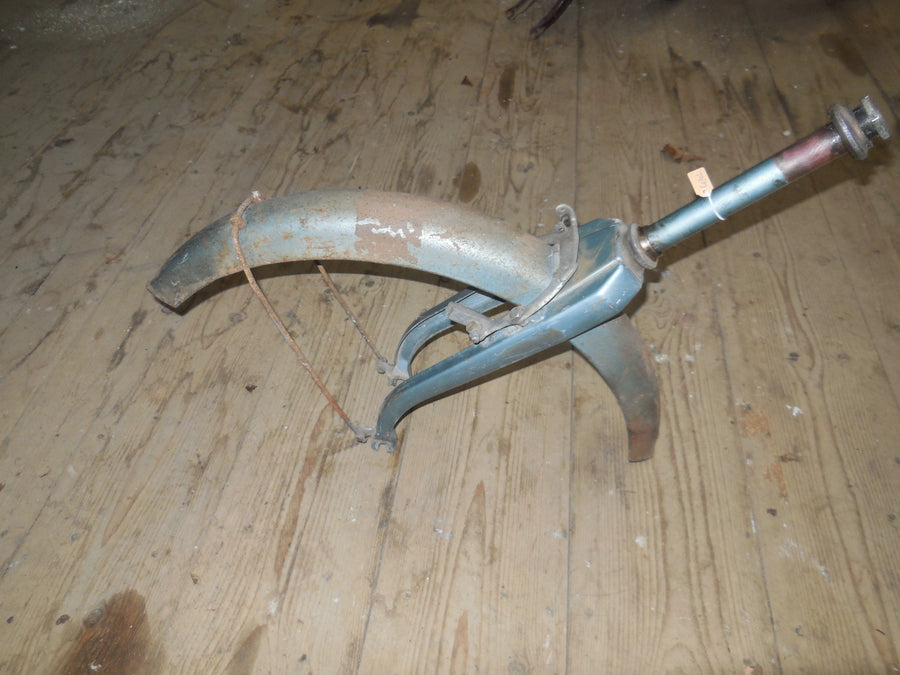 fourche / garde boue   bb  peugeot
