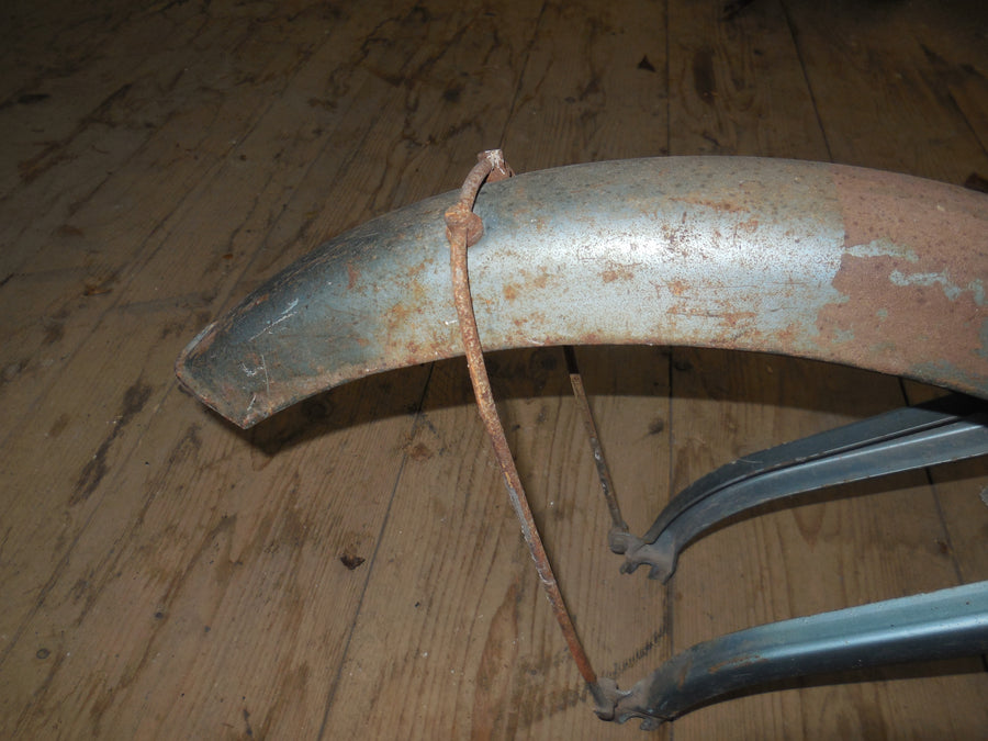 fourche / garde boue   bb  peugeot