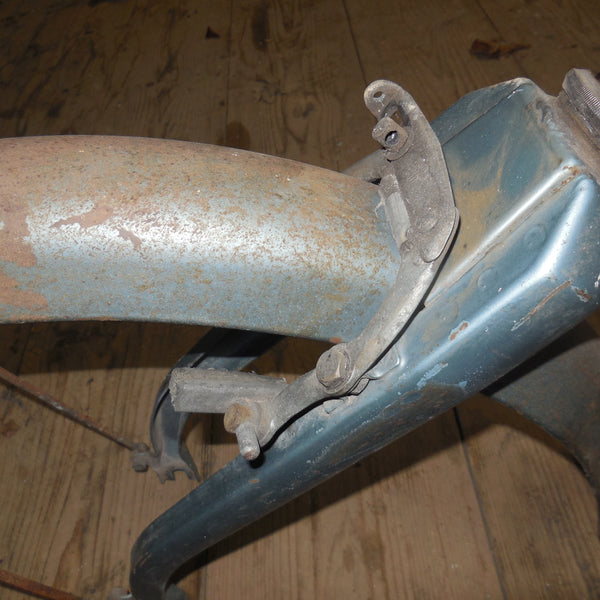 fourche / garde boue   bb  peugeot
