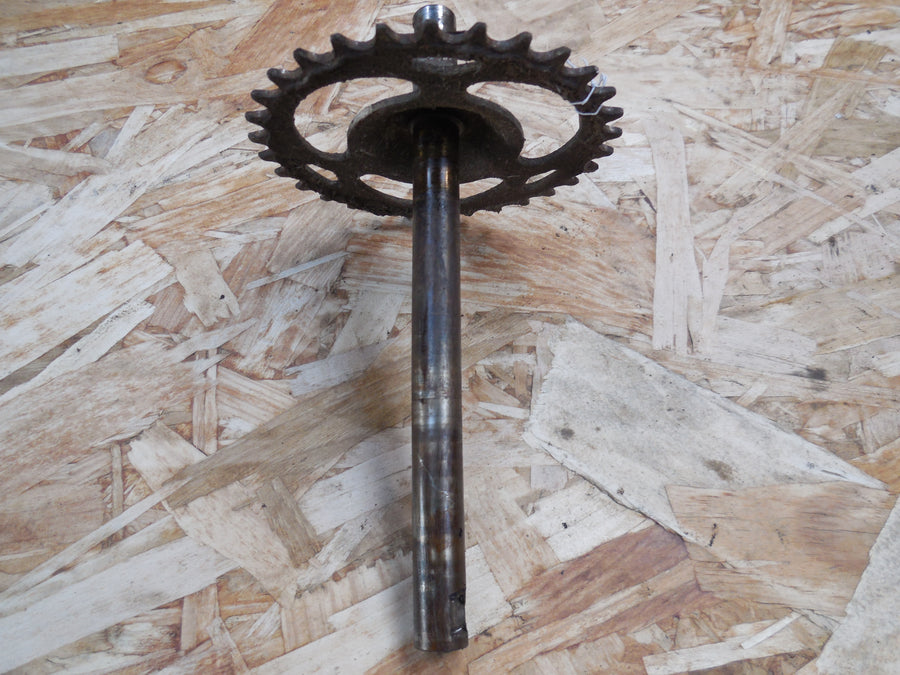 axe de pedalier BB peugeot