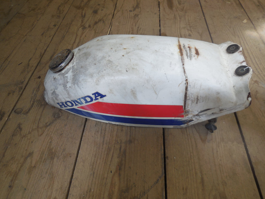 réservoir  honda mt  80
