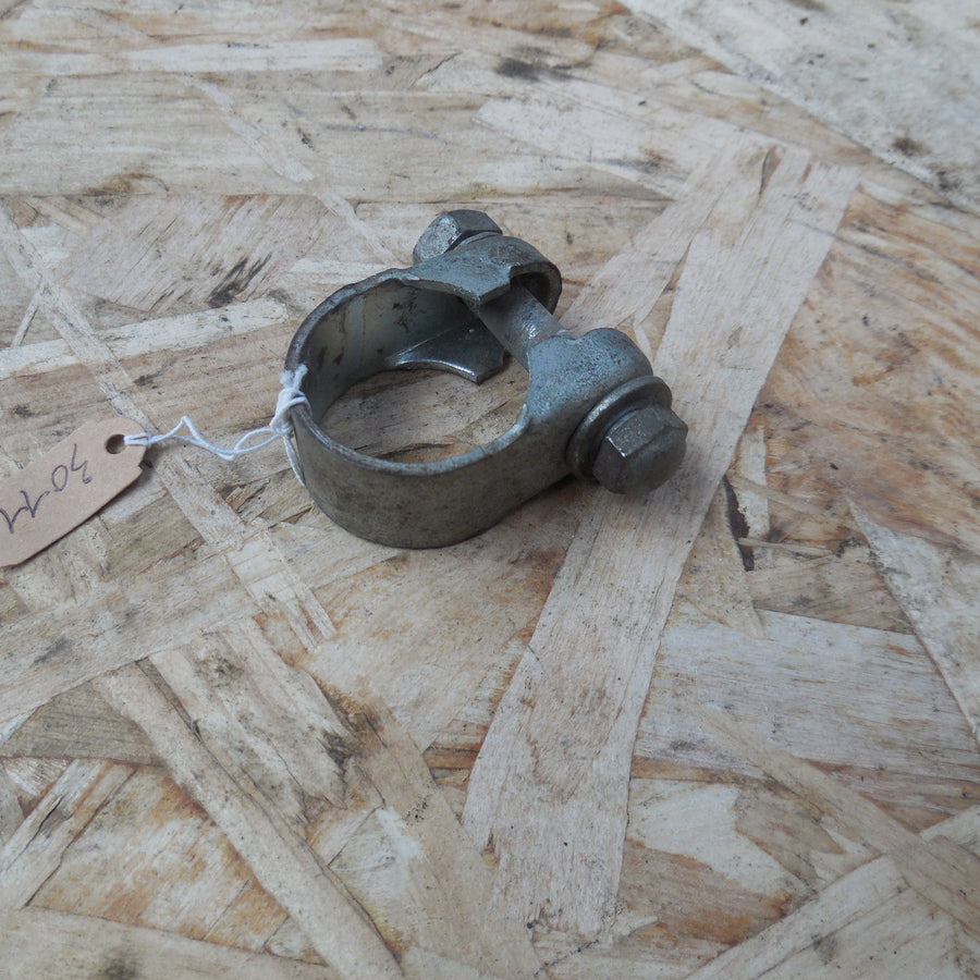 collier de fixation selle mobylette