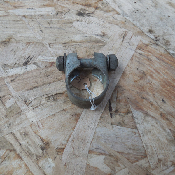 collier de fixation selle mobylette