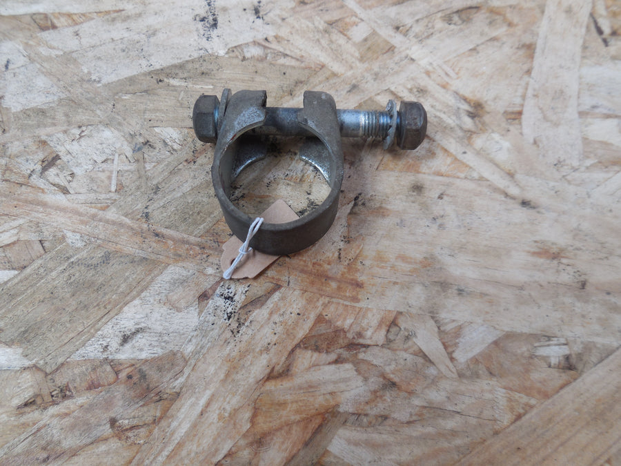 collier de fixation selle mobylette