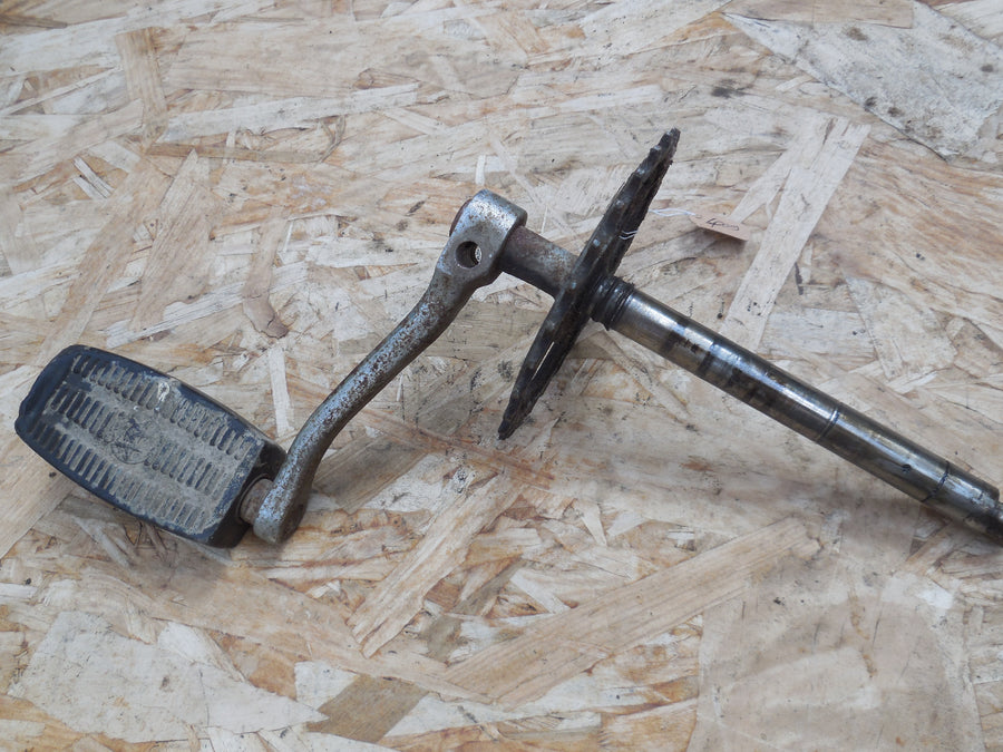 axe de  pedalier  motobécane  40