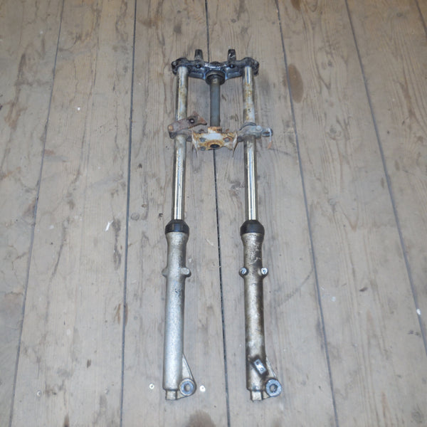fourche  honda mt8
