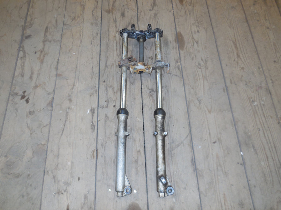 fourche  honda mt8