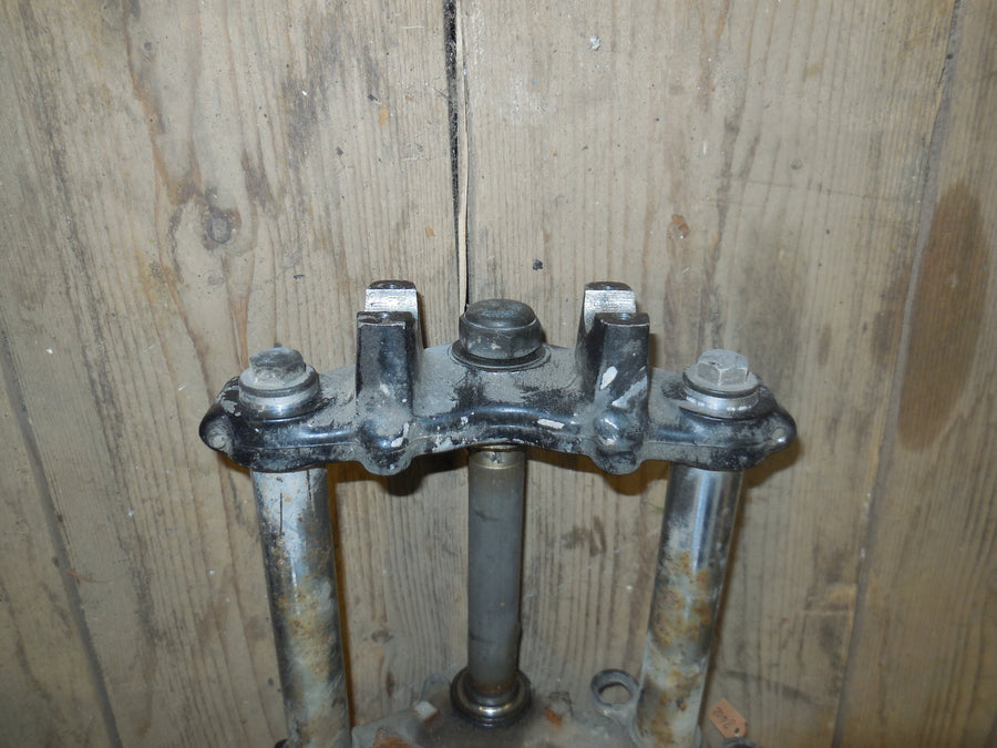 fourche  honda mt8
