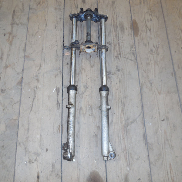 fourche  honda mt8