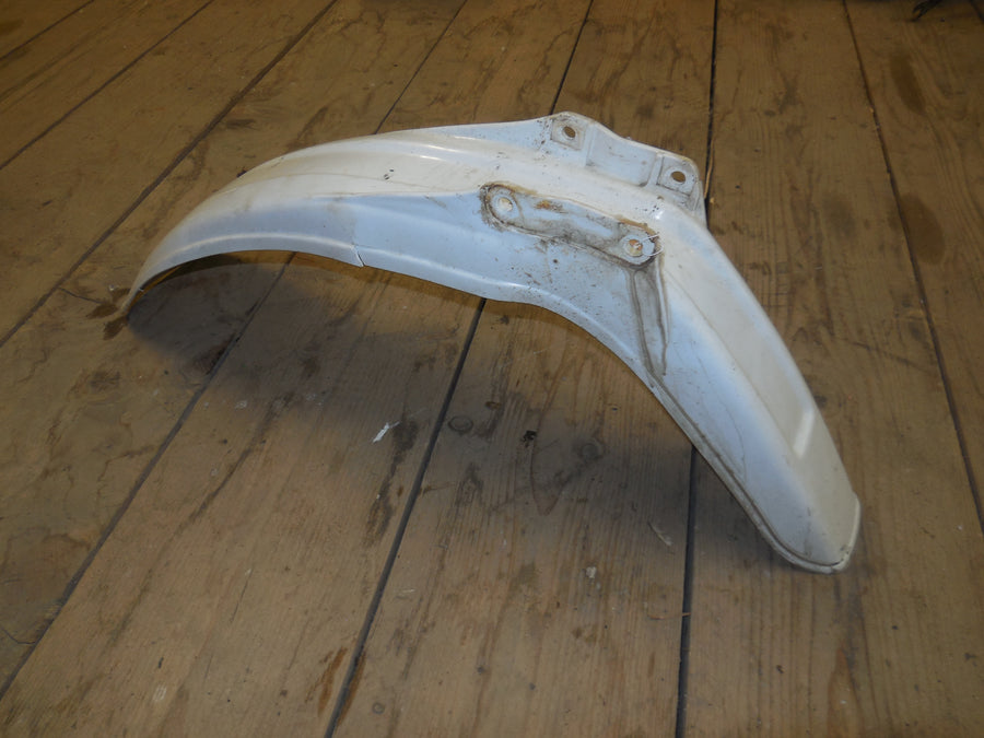 garde boue  av  honda  mt8