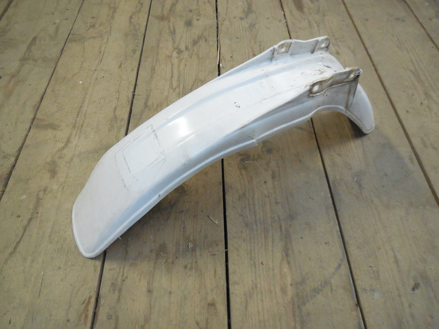 garde boue  av  honda  mt8