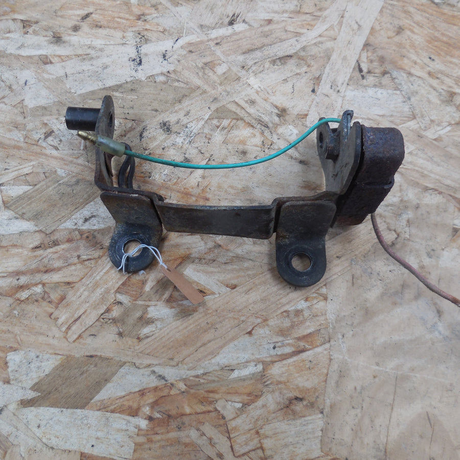 support plaque phare honda mt8