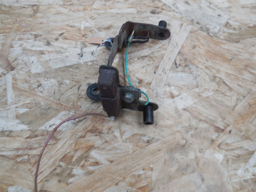 support plaque phare honda mt8