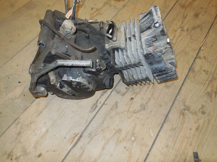 moteur  honda  mt8
