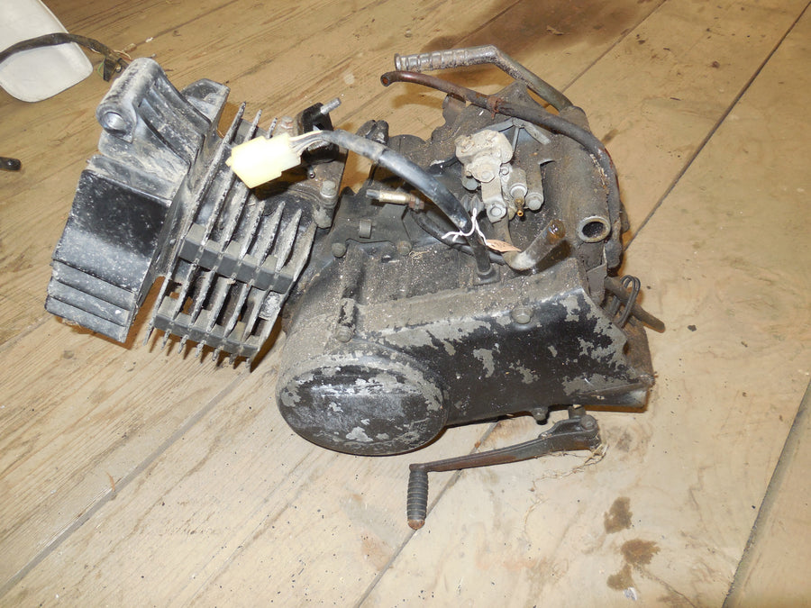 moteur  honda  mt8