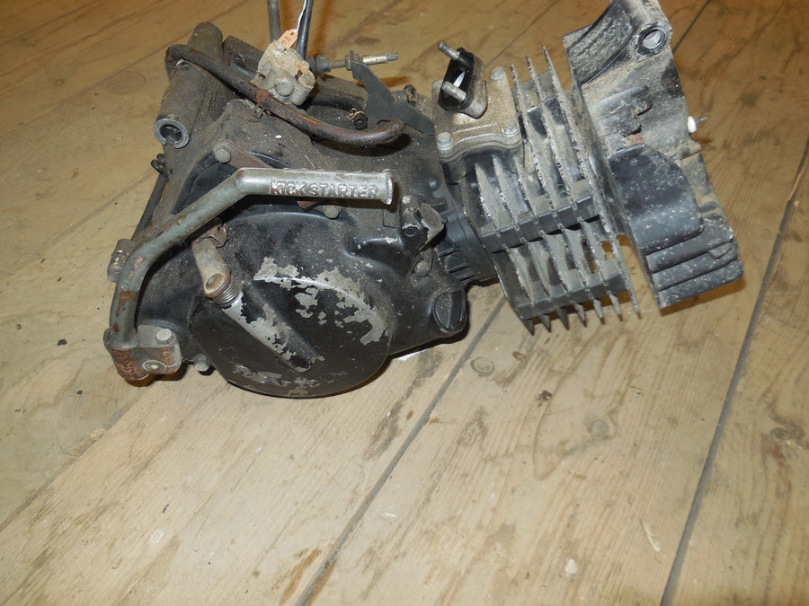 moteur  honda  mt8