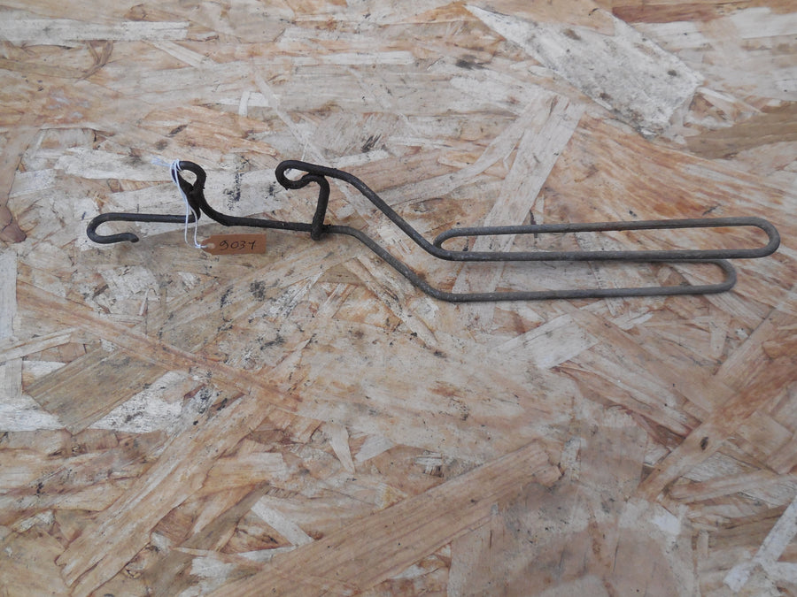 passe cable  fourche  av honda mt8