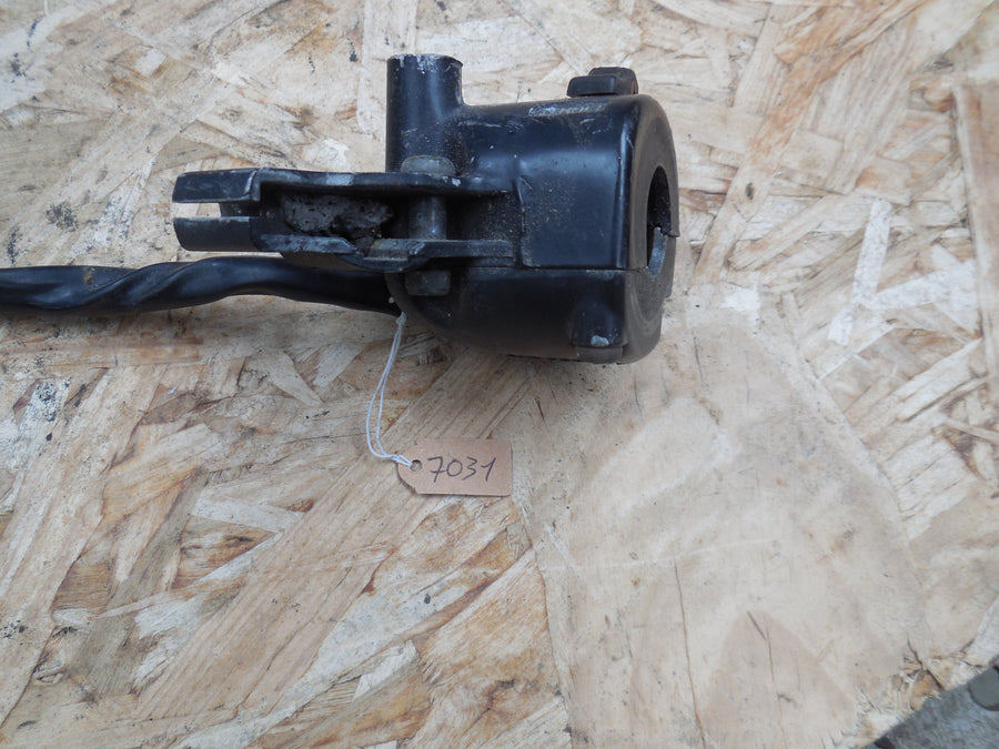 comodo cocote  yamaha 50 dt